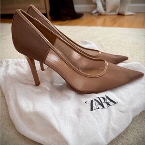 Zara Women's Beige Mesh Pointed Heels